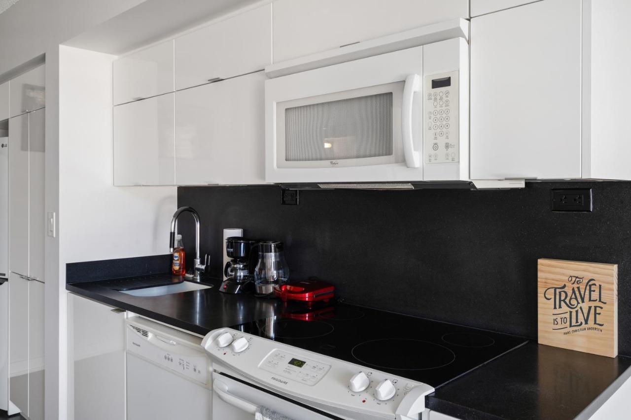 Family Oriented Downtown Toronto 2Bdrm Condo With Parking & Office Space Exterior foto